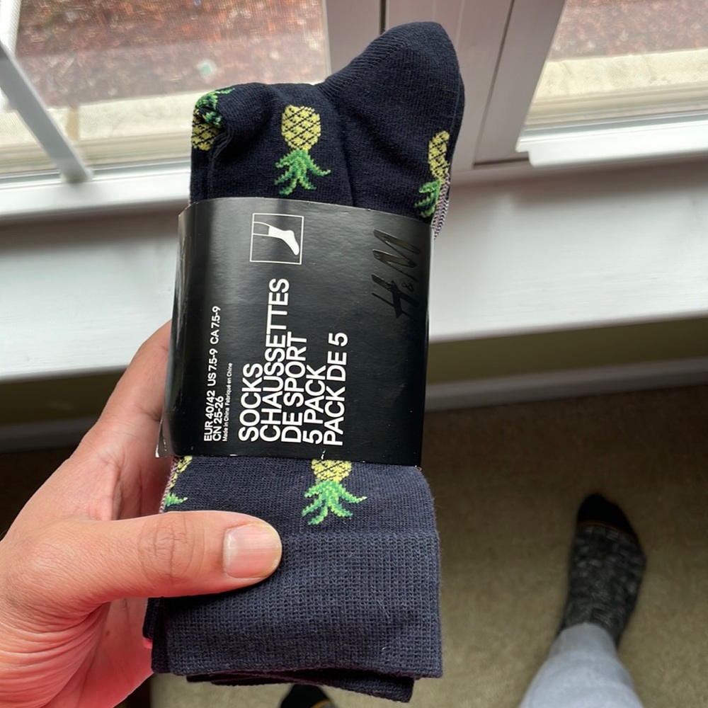 H&M socks size 7.5-9 men’s. NEVER WORN